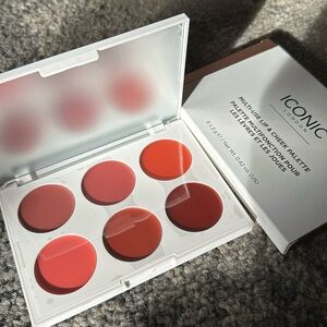 ICONIC LONDON LIP AND CHEEK CREAM PALLET
